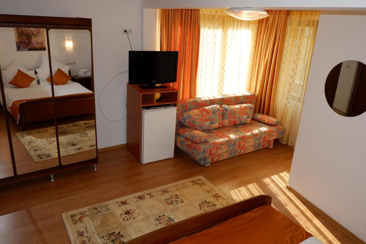 Pension Cuibul Viselor Băile Herculane Dış mekan fotoğraf