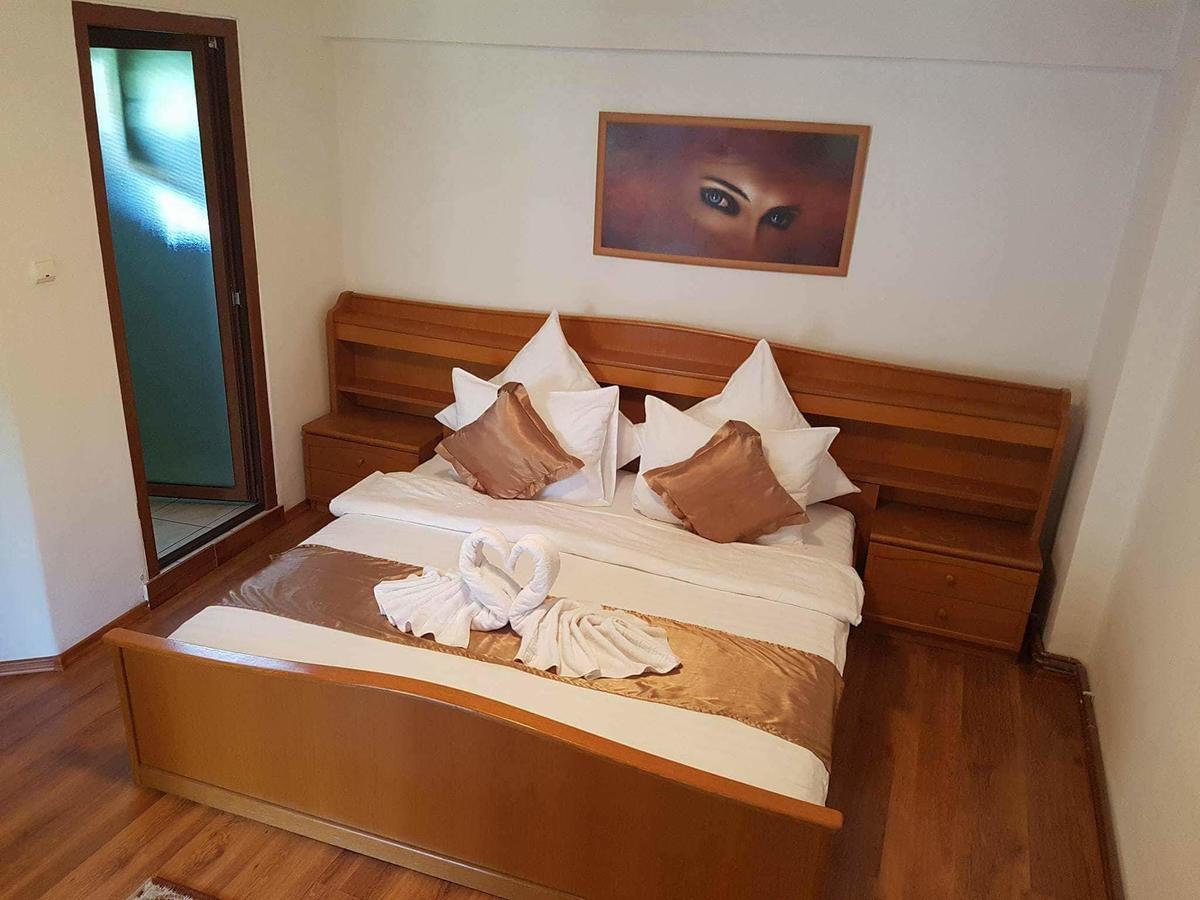 Pension Cuibul Viselor Băile Herculane Dış mekan fotoğraf